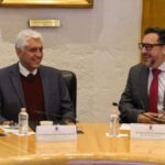 Firma director del IPN, Arturo Reyes y titular de la Conagua, Germán Arturo Martínez acuerdo para crear primera ingeniería en Meteorología
